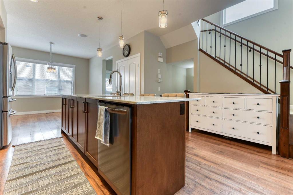 115 Legacy Glen Row SE