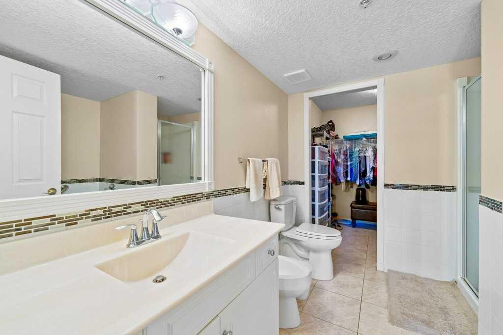 6868 Sierra Morena Boulevard SW, #347