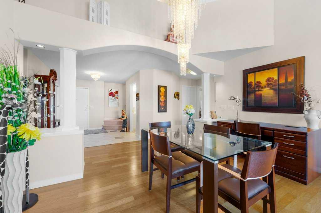6868 Sierra Morena Boulevard SW, #347