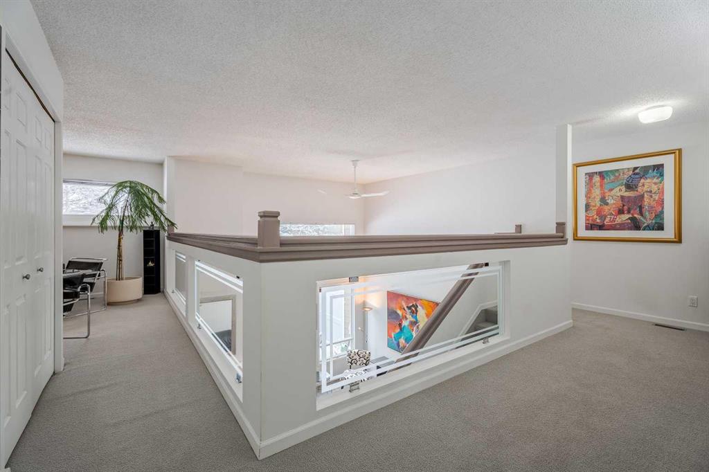 8 Woodmeadow Close SW