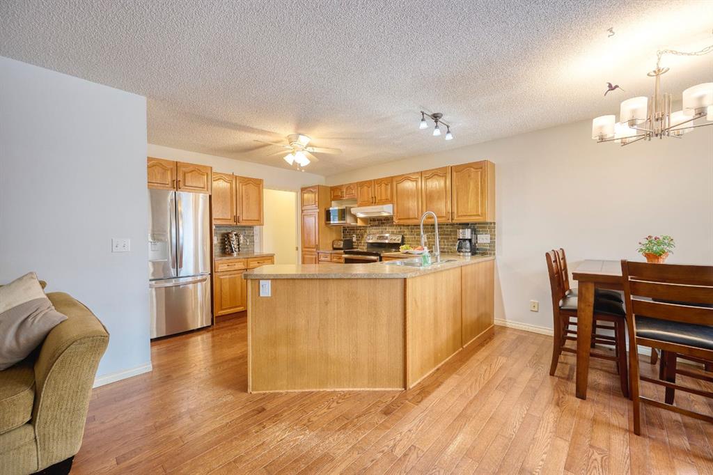 7 Sunset Crescent
