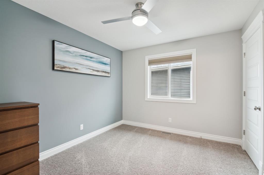 150 Canals Close SW