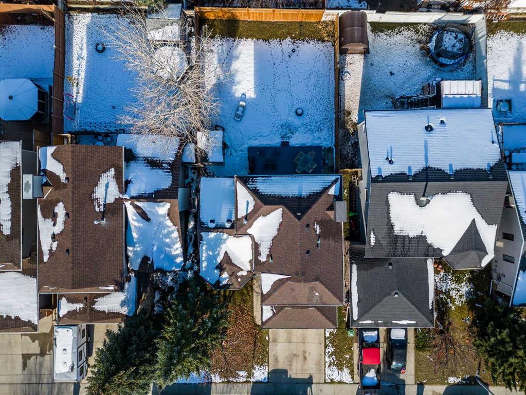44 Waterstone Crescent SE