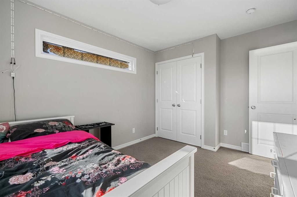 1593 Legacy Circle SE