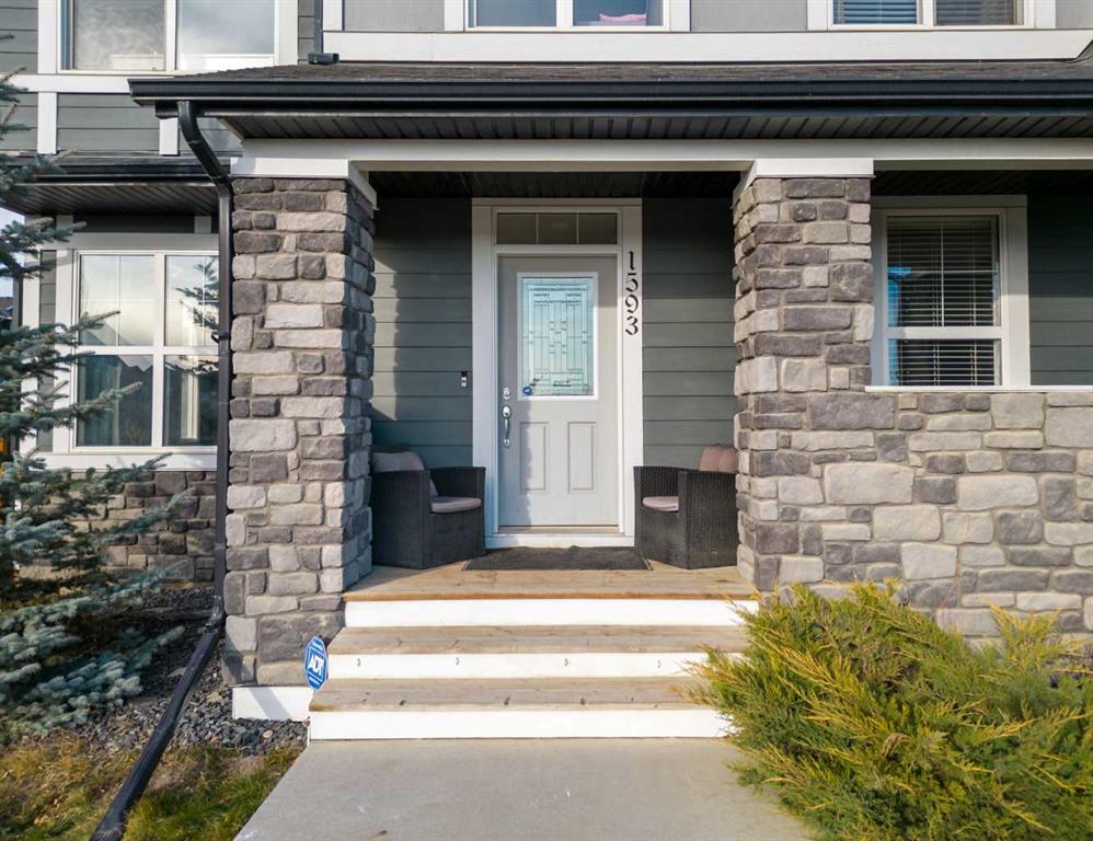 1593 Legacy Circle SE