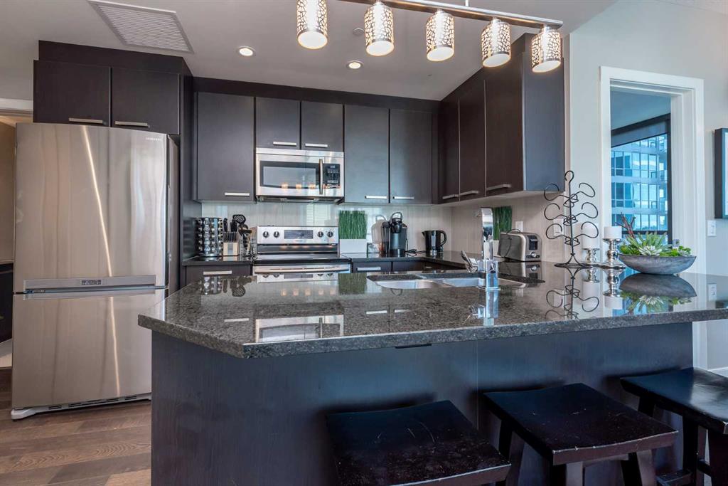 225 11 Avenue SE, #1010