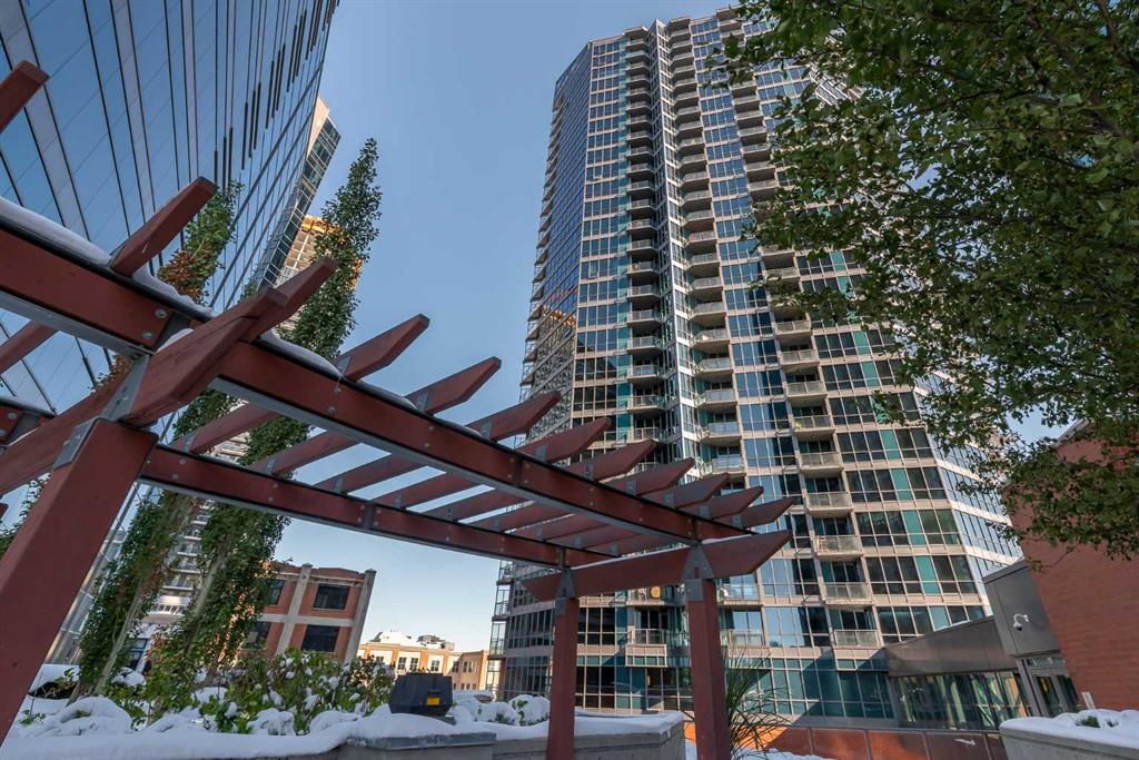 225 11 Avenue SE, #1010