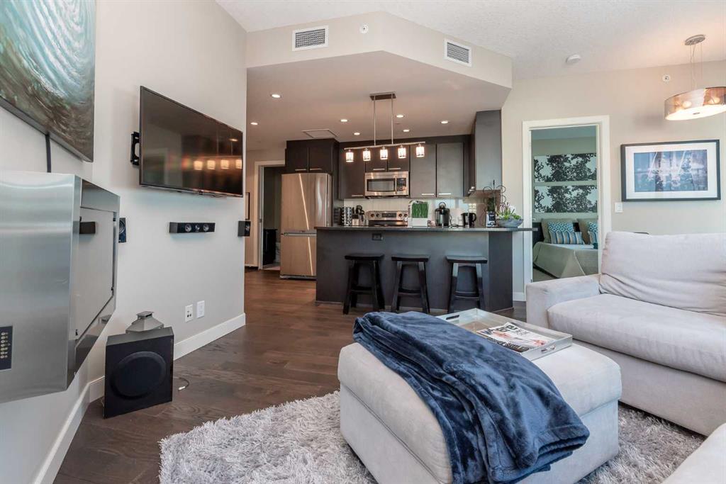 225 11 Avenue SE, #1010