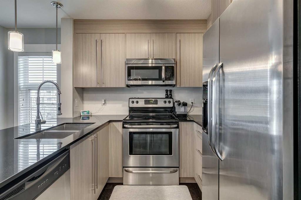 11 Mahogany Row SE, #3317