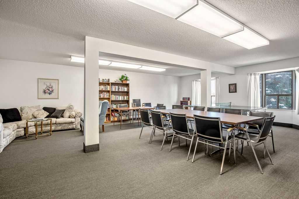 3719C 49 Street NW, #201