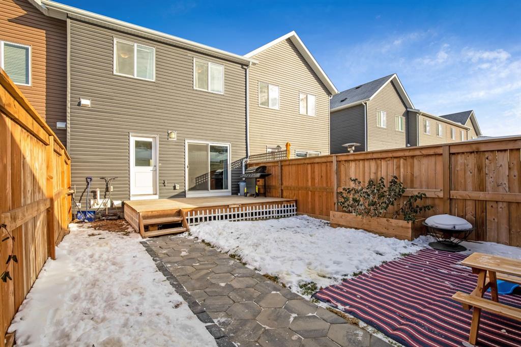 207 Fireside Way
