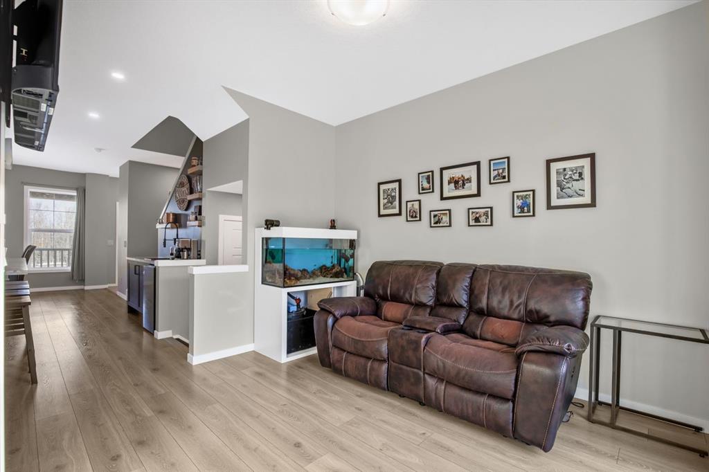207 Fireside Way