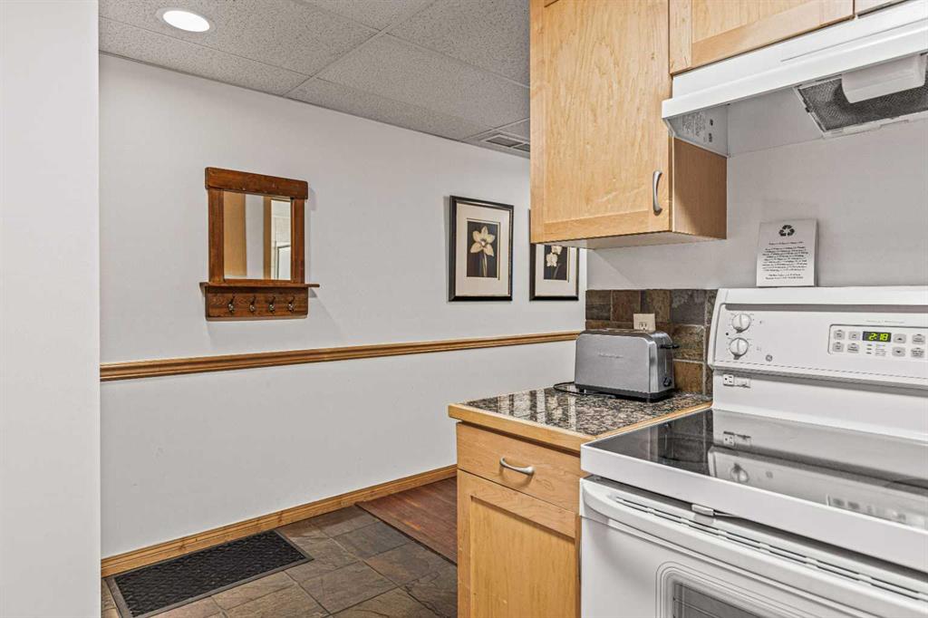 1151 Sidney Street, #208