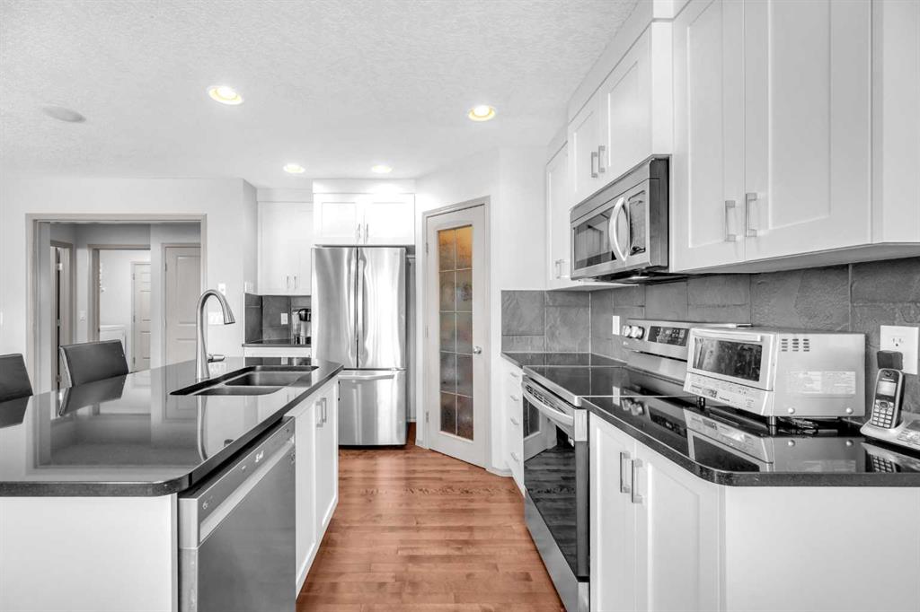 452 Tuscany Drive NW