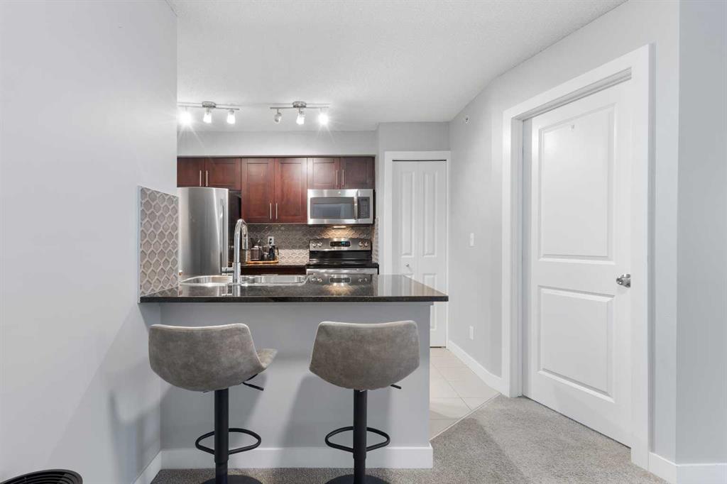 81 Legacy Boulevard SE, #1405