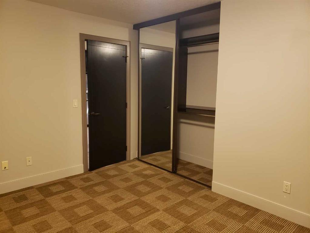 812 14 Avenue SW, #201