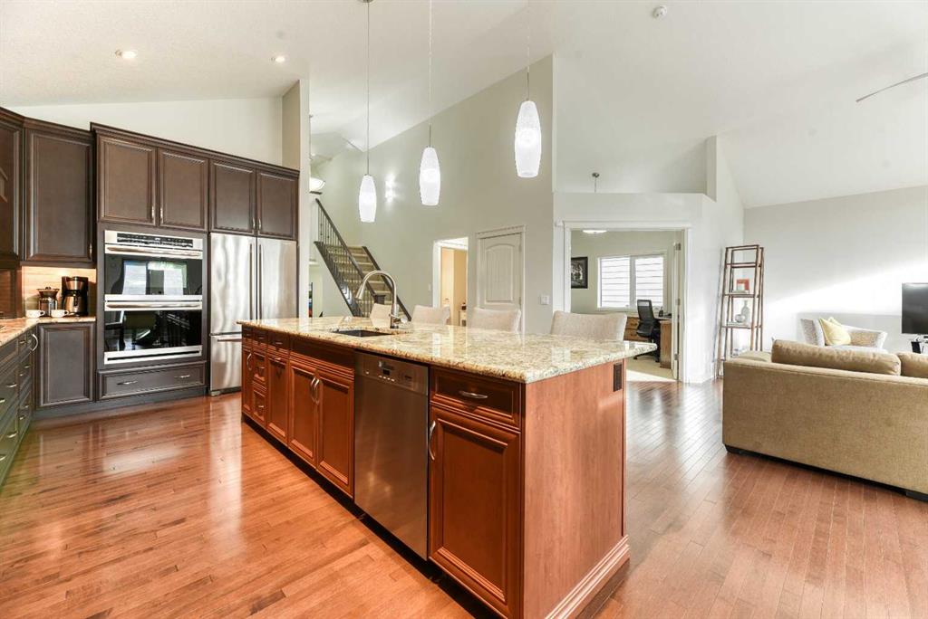 37 Mahogany Manor SE