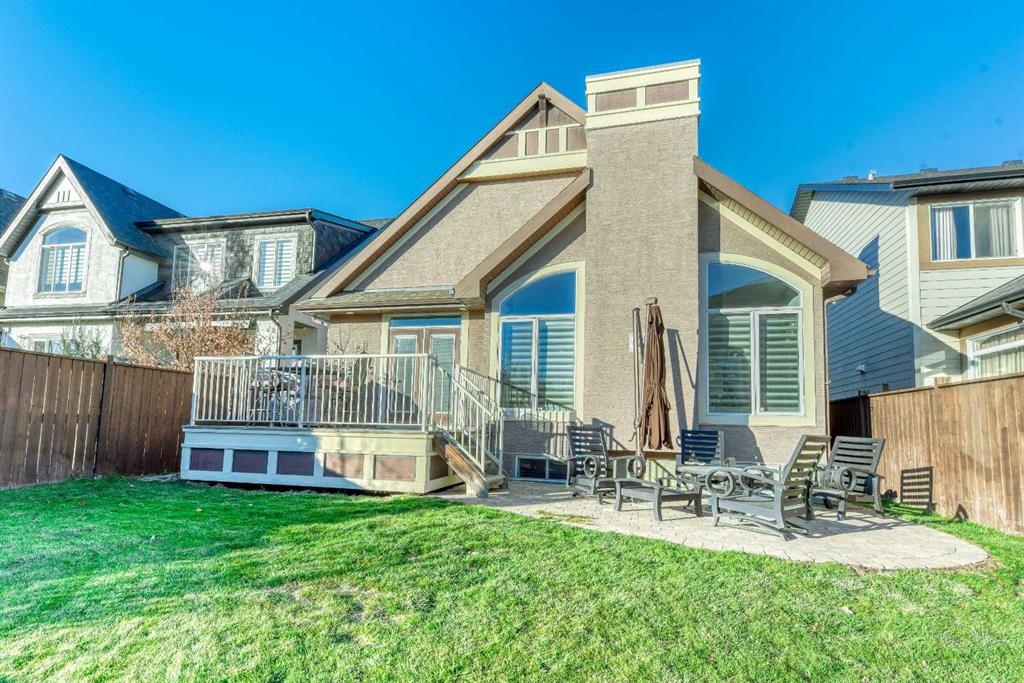 37 Mahogany Manor SE