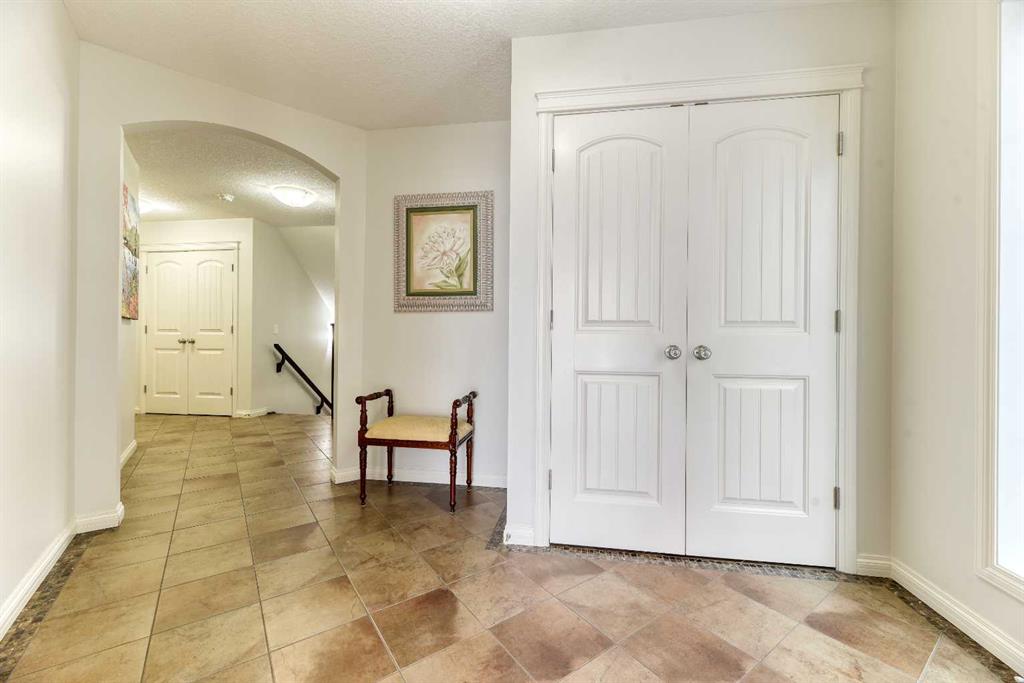 37 Mahogany Manor SE