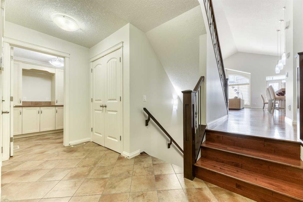 37 Mahogany Manor SE