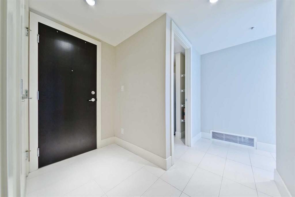 1111 10 Street SW, #708