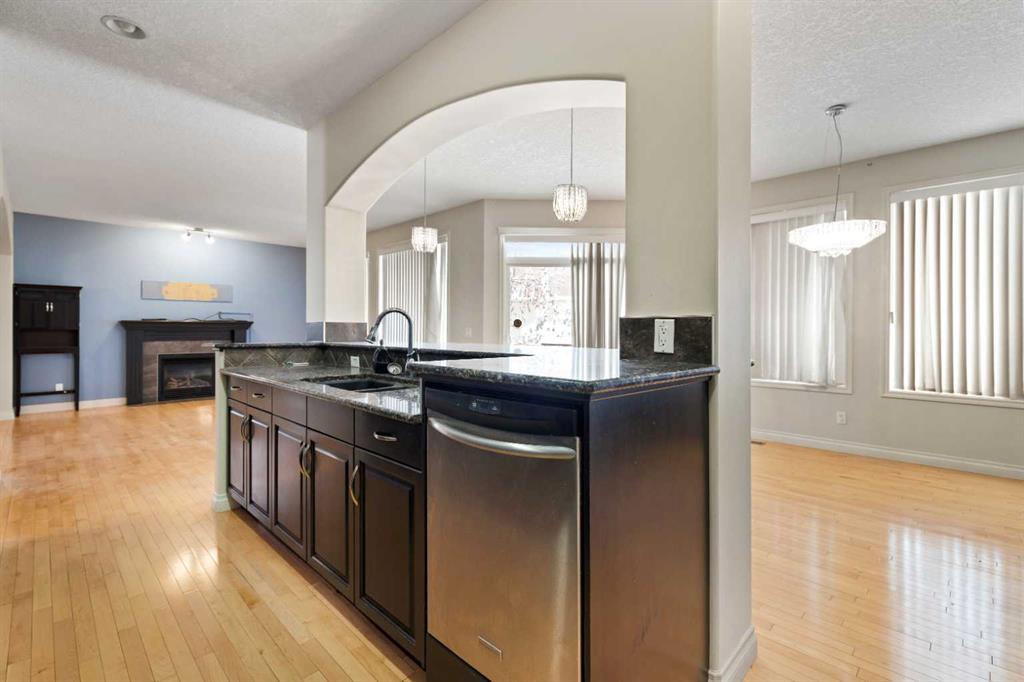 34 Sherwood Court NW