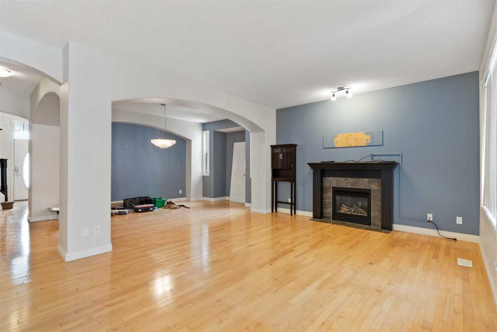 34 Sherwood Court NW