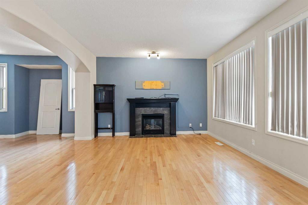 34 Sherwood Court NW