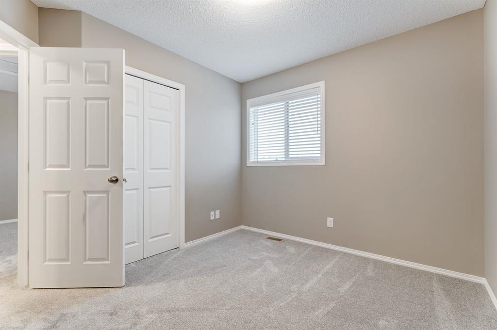 504 River Heights Green