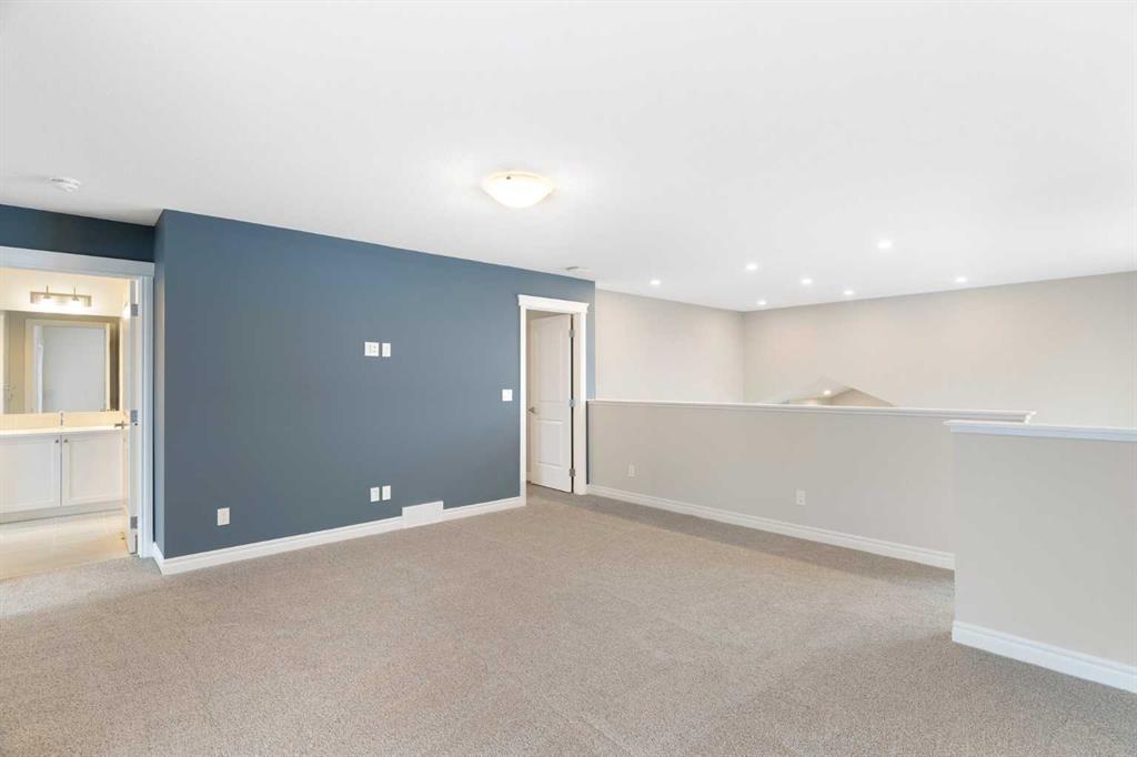 380 Rivercrest View