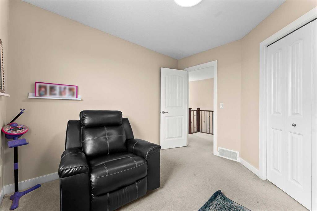 40 Saddlelake Gardens NE