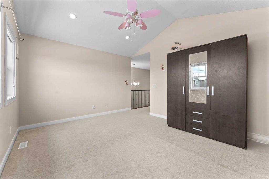 40 Saddlelake Gardens NE