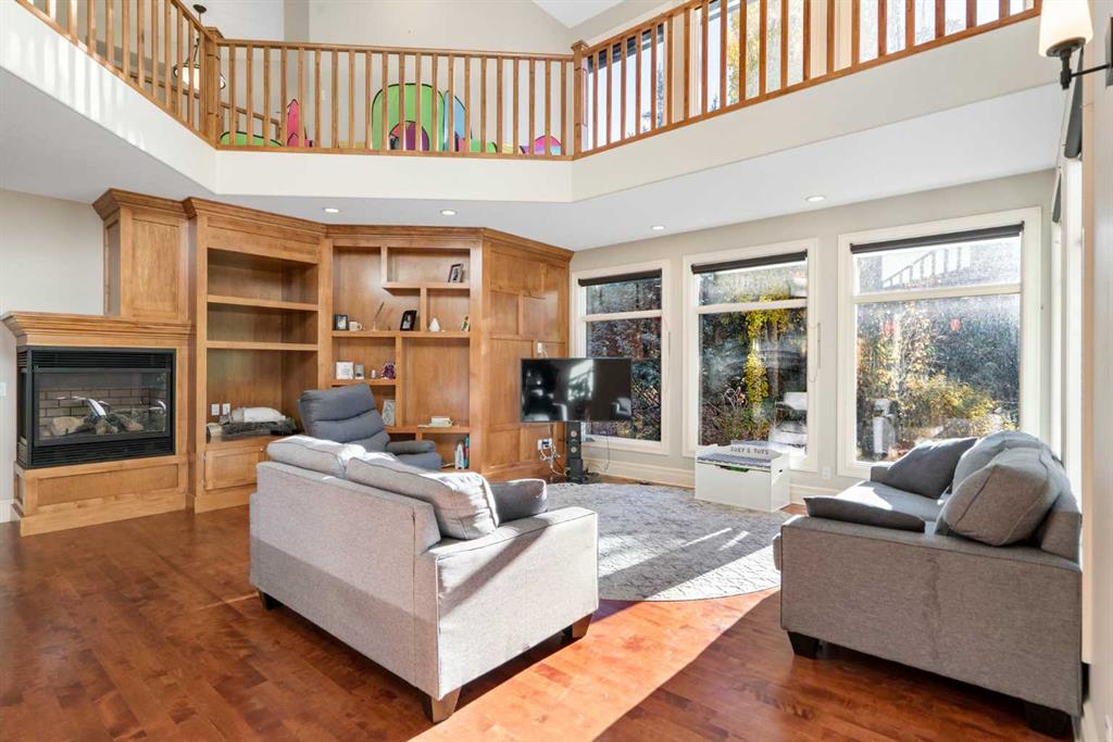 75 Hamptons Close NW