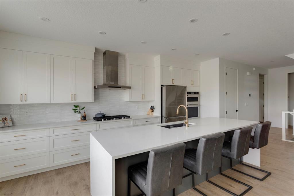 33 Cranbrook Manor SE