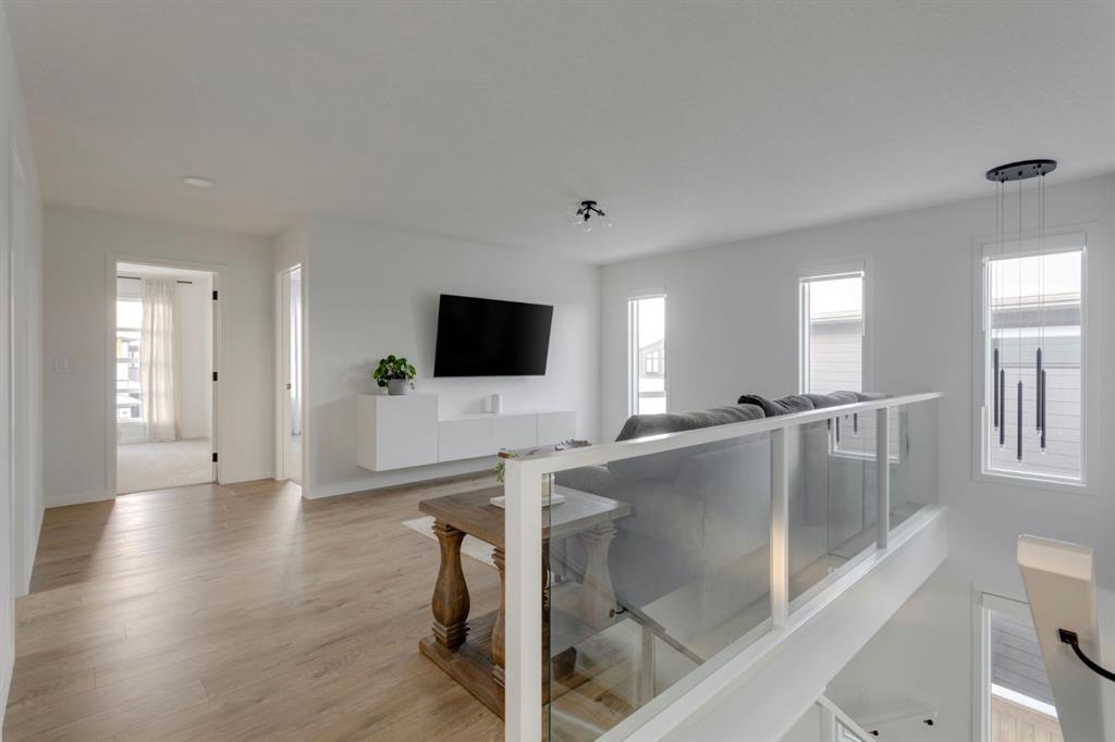 33 Cranbrook Manor SE