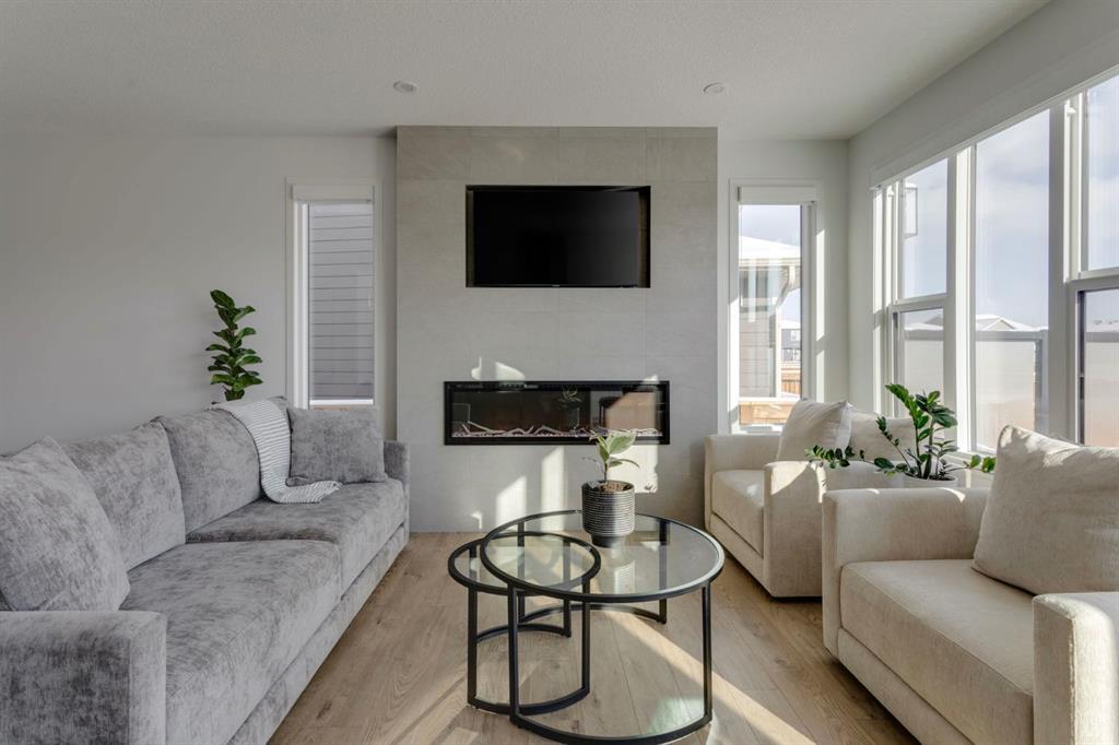 33 Cranbrook Manor SE