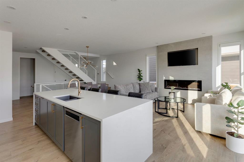 33 Cranbrook Manor SE