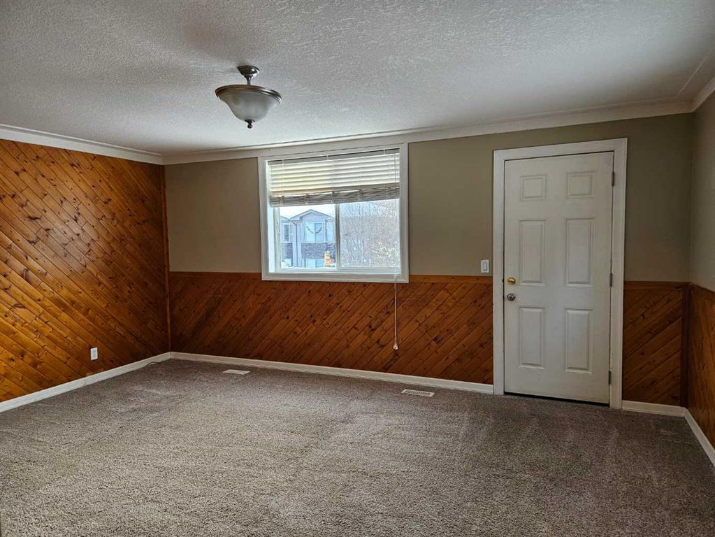 122 Waddy Lane
