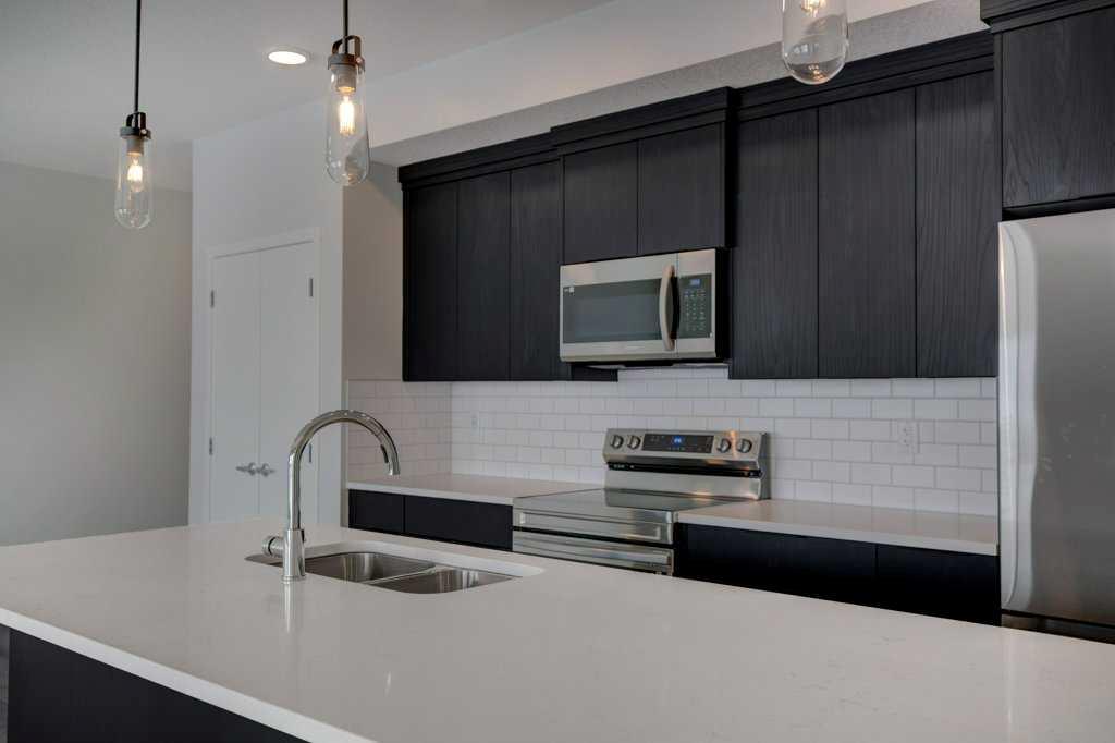 220 SETON Grove SE, #3408