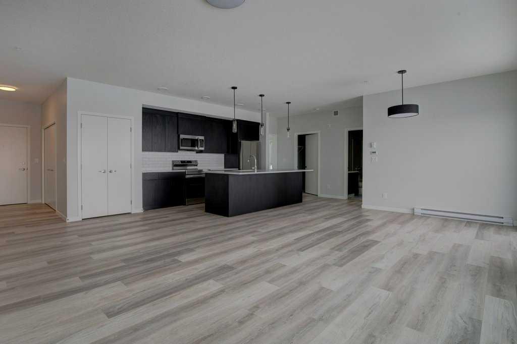 220 SETON Grove SE, #3408