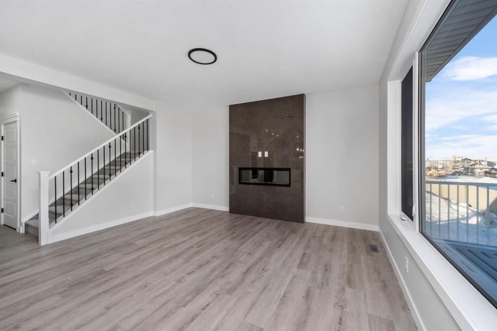 349 Dawson Circle