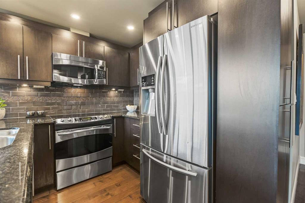 817 15 Avenue SW, #605