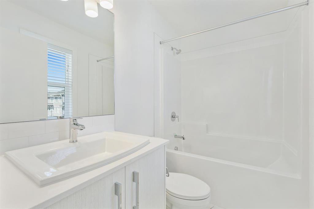 669 Savanna Boulevard NE, #313