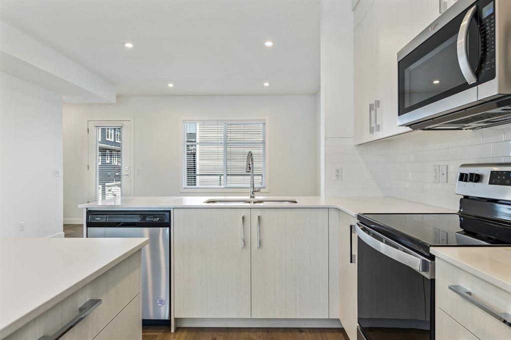 669 Savanna Boulevard NE, #313