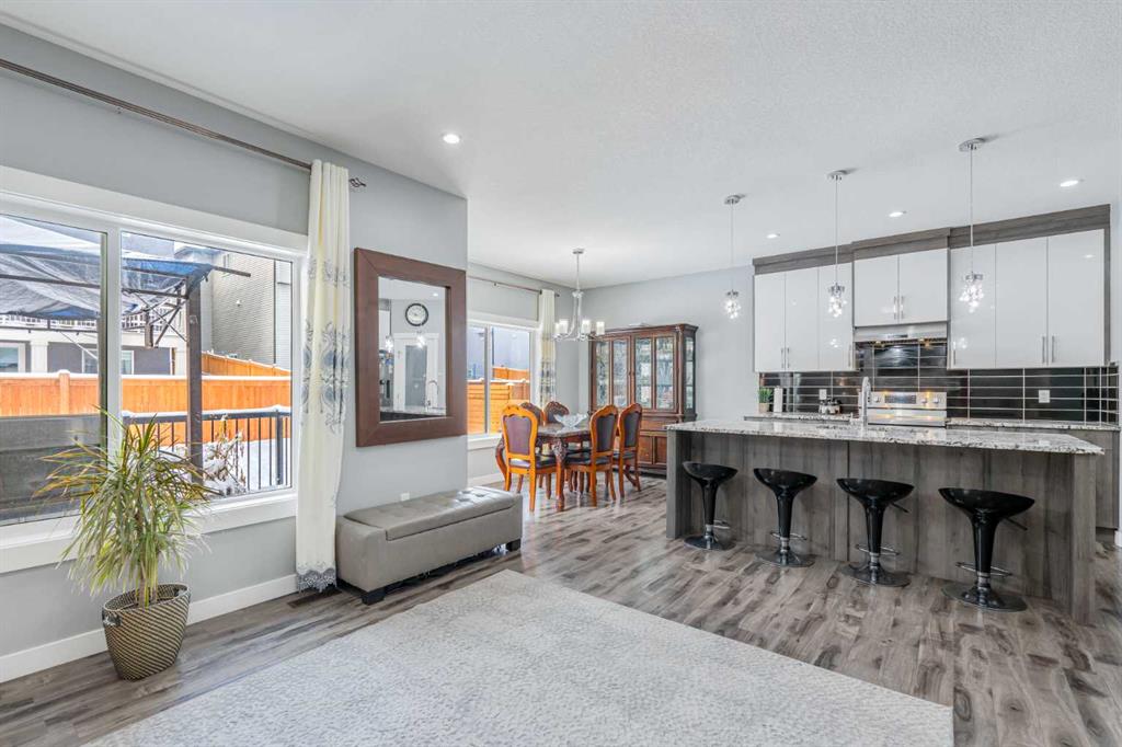 188 Baysprings Gardens SW