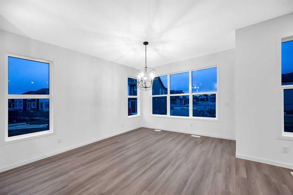 36 Magnolia Crescent SE