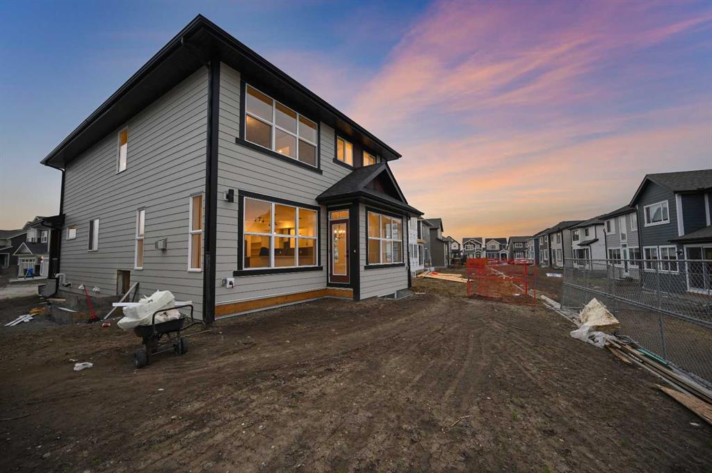 36 Magnolia Crescent SE