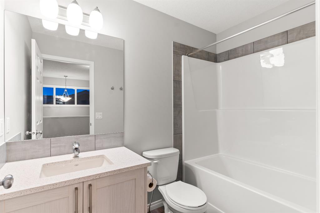 1065 Chinook Gate Heath SW