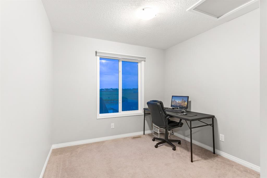 1065 Chinook Gate Heath SW