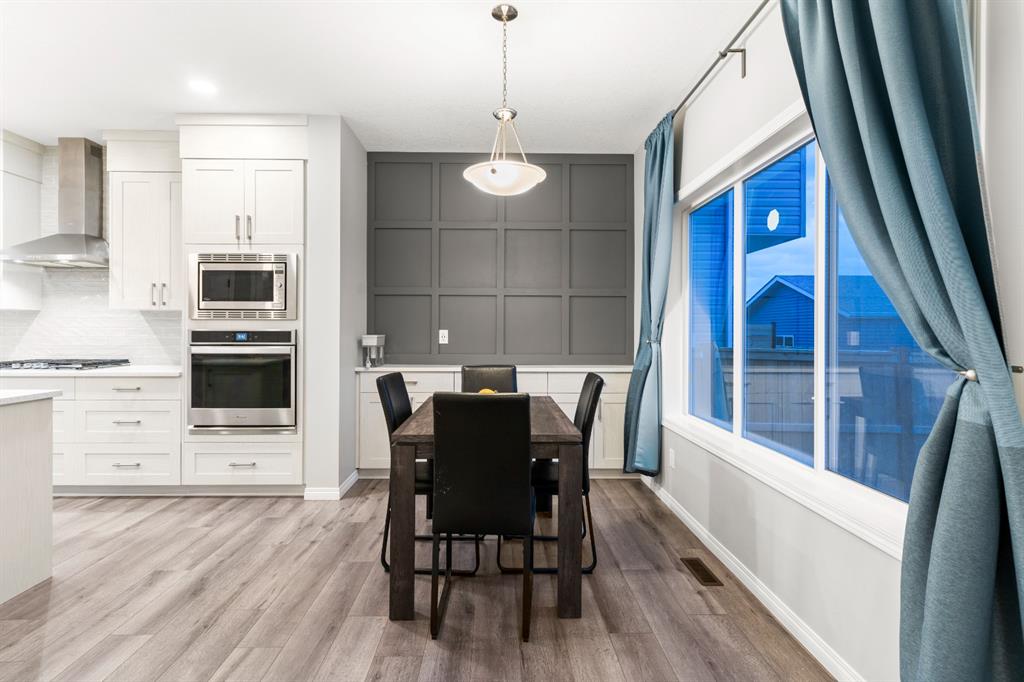 1065 Chinook Gate Heath SW